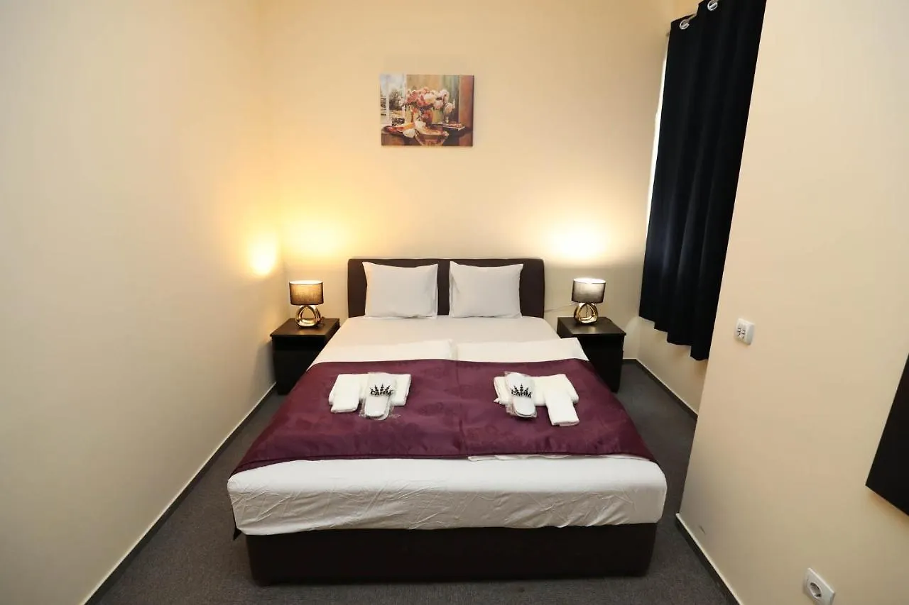 Hotel California Budapeste 3*,